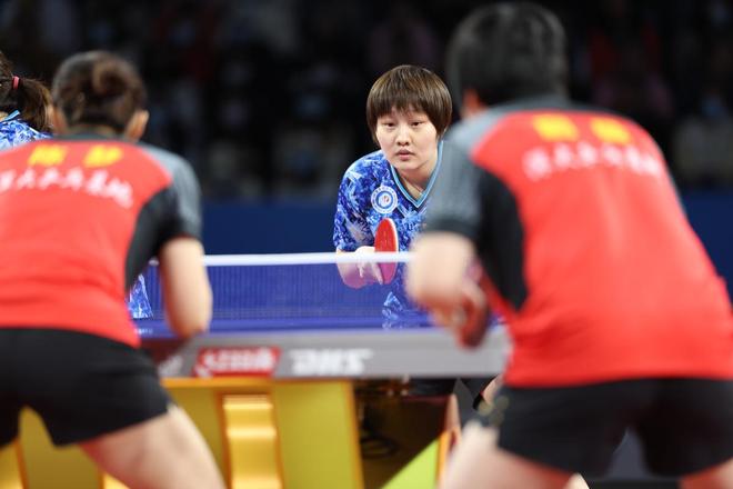 逆境时的坚 逆境时的坚